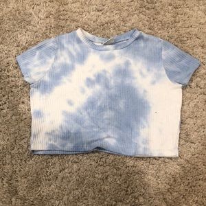 Blue and white Ty dye soft flowy shirt